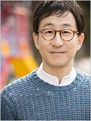 ヤシバ トシヒロ（矢柴俊博）